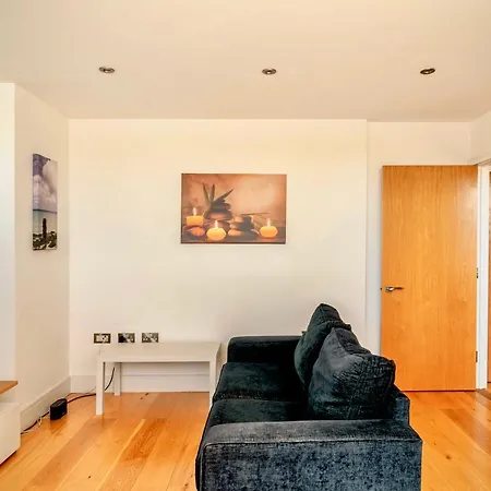 Serenity Suite Haywards Heath Exterior photo
